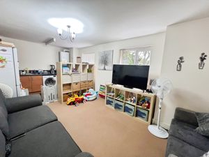 Lounge- click for photo gallery
